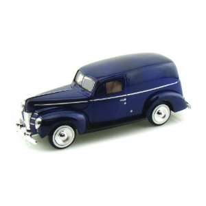    1940 Ford Delivery Sedan 1/24 Candy Blue (Purple): Toys & Games