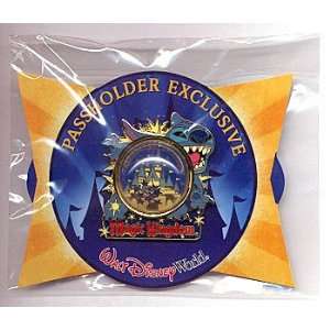  Disney Pin (LE Stitch at Magic Kingdom) Annual Passholder 