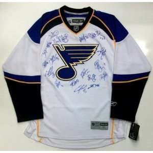   St. Louis Blues Team Signed Jersey Backes Oshie: Sports & Outdoors