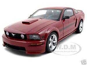 2007 FORD MUSTANG GT CALIFORNIA FIRE RED 1/18 AUTOART  