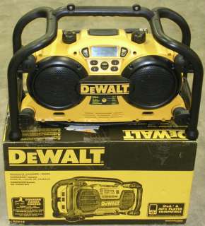 DEWALT WORKSITE RADIO BATTERY CHARGER  DOCK DC011  