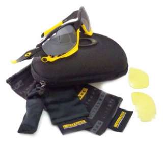 Oakley Livestrong Jawbone Sunglasses Polished Black/BlackIridium 