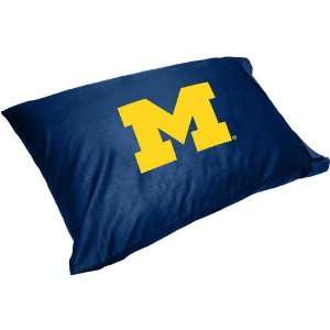  Michigan Wolverines NCAA Pillow Case: Sports & Outdoors