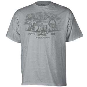   2009 / 2010 Super Bowl XLIV 44 Dueling Skyline T shirt: Sports