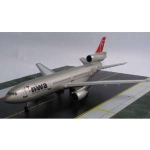  InFlight 200 Northwest Airlines DC 10 Model Airplane 