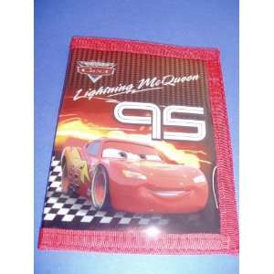    Disney CARS Bi fold Wallet (Includes 10 Stickers!): Toys & Games