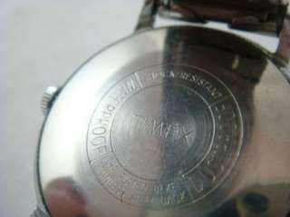Vintage Timex Mens Waterproof Winding Wrist Watch  