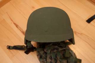 Authentic USMC Medium Gentex Lightweight LWH Kevlar Helmet W 