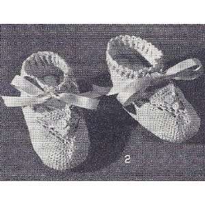 : Vintage Crochet PATTERNs to make   2 Styles of Thread Baby Booties 
