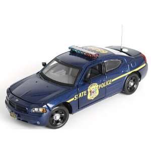   First Response 1/43 Delaware State Police Dodge Charger: Toys & Games