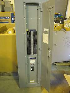Square D 200 Amp Main Breaker 3 Phase 120/208 Volt Panelboard # E18 