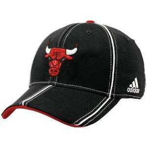 adidas Chicago Bulls Black Structured Trimmed Flex Fit Hat  