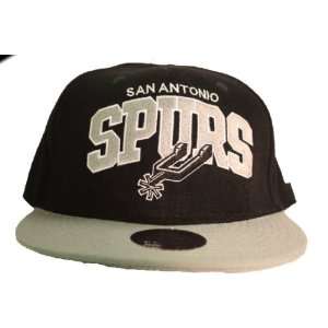 San Antonio Spurs Black/Grey Two Tone Snapback Adjustable Plastic Snap 