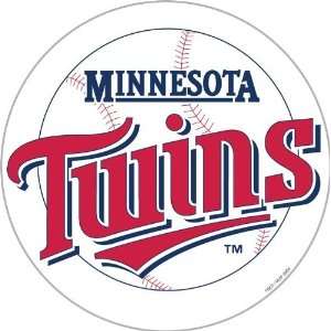  68709   Minnesota Twins 12 Vinyl Magnet Sports 