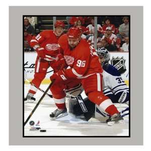  Holmstrom of the Detroit Red Wings Photograph in a 11 x 