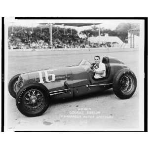    1946,Indianapolis Motor Speedway,seated in his car