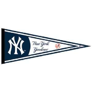  New York Yankees MLB Pennant (12x30): Sports & Outdoors