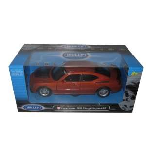  2006 Dodge Charger Daytona R/T Copper 1:24 Model Car: Toys 
