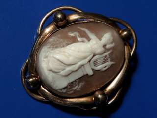 ANTIQUE VICTORIAN GOLD HARP LADY NATURAL CAMEO BROOCH  