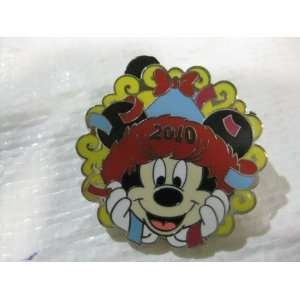  Disney Pin Holiday Set Mickey Mouse 2010 Limited Editition 