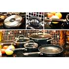 Sandra by Sandra Lee 10pc Stainless Steel Cookware Set