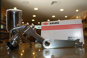 DeVilbiss JGX 502 GRAVITY FEED SPRAY GUN W/ CUP! NEW!  