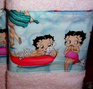 BATH TOWEL BETTY BOOP IN A TUB LOADS OF BUBBLES SEXY  