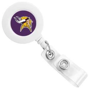 Minnesota Vikings White Badge Reel:  Sports & Outdoors