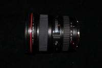 Canon EOS 1D Mark III 10.1MP Digital SLR Camera 17 40mm Lens Speedlite 