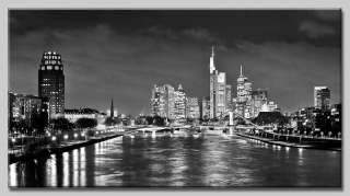 Leinwand Kunst Bild Frankfurt Nacht Skyline Schwarzweiß  
