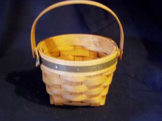 HENN WORKSHOPS Pottery 6 Round Handle Basket Green Band  