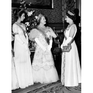 Princess Anne, Queen Elizabeth, Queen Elizabeth II, Windsor Castle 