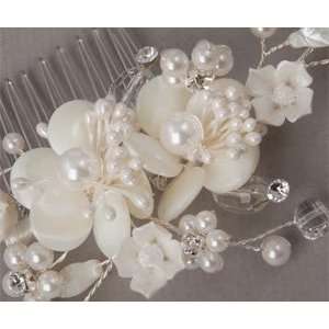  Romantic Mother Of Pearl Flower Bridal Hair Comb 