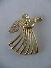 ANGEL PLAYING HORN GOLD TONE BROOCH PIN